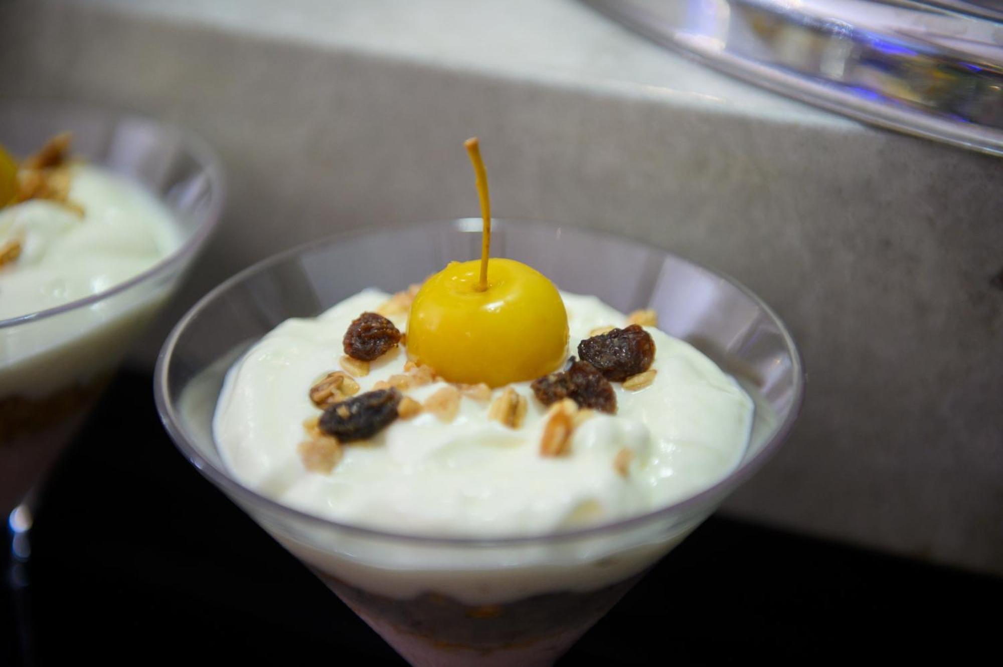 The Capital Pearls Hotel Durban Extérieur photo A yogurt dessert